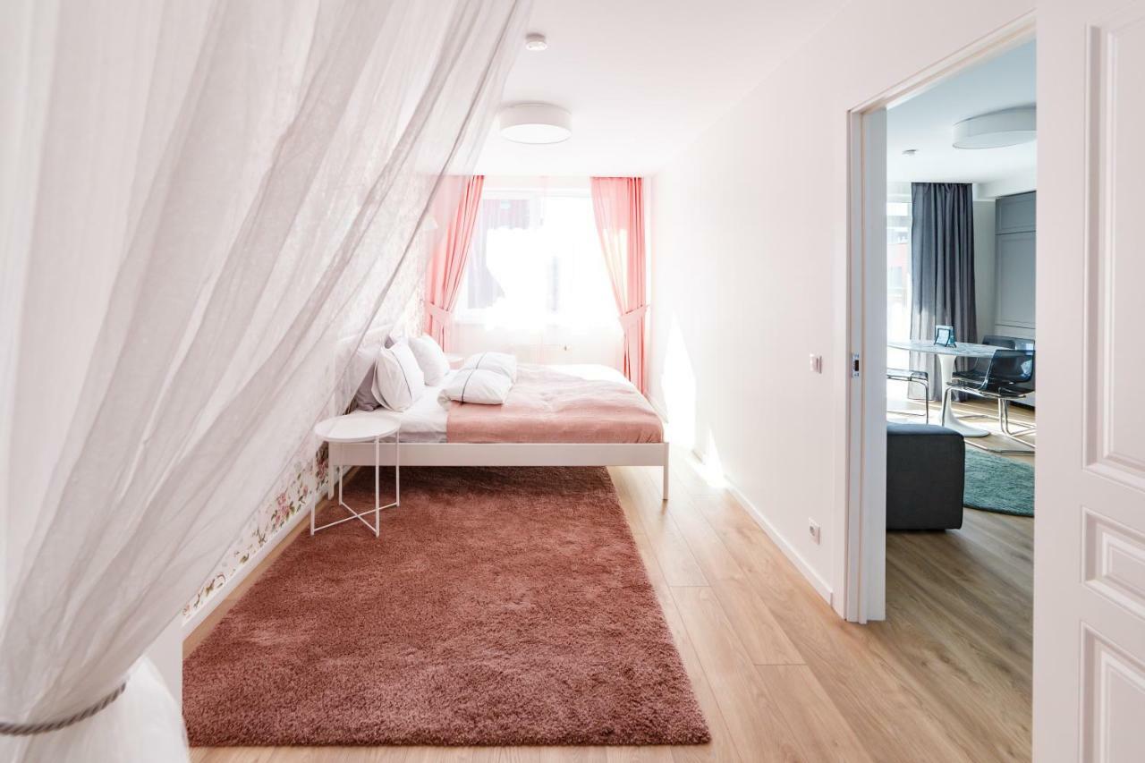 וילנה Spacious Apartment Close To The Old Town מראה חיצוני תמונה